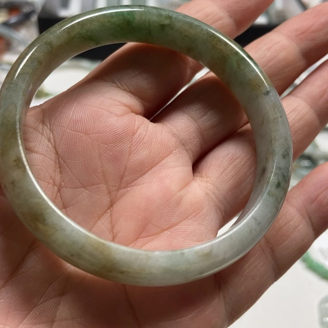 佳***悦翡翠未镶嵌颈饰翡翠