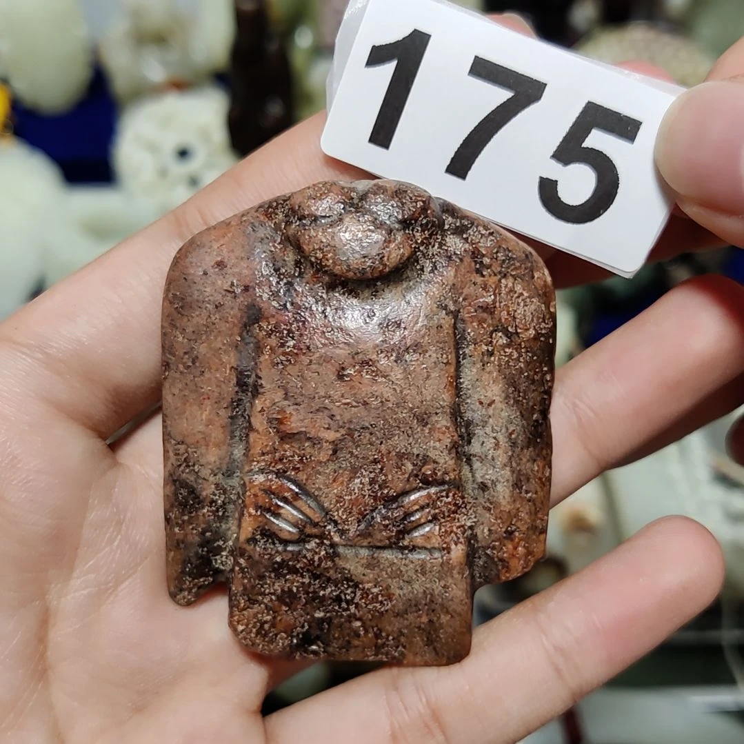 和田玉未镶嵌车挂