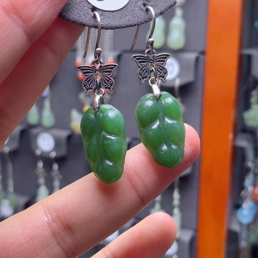 【闪购商品】和田玉银S925镶嵌耳饰给****?