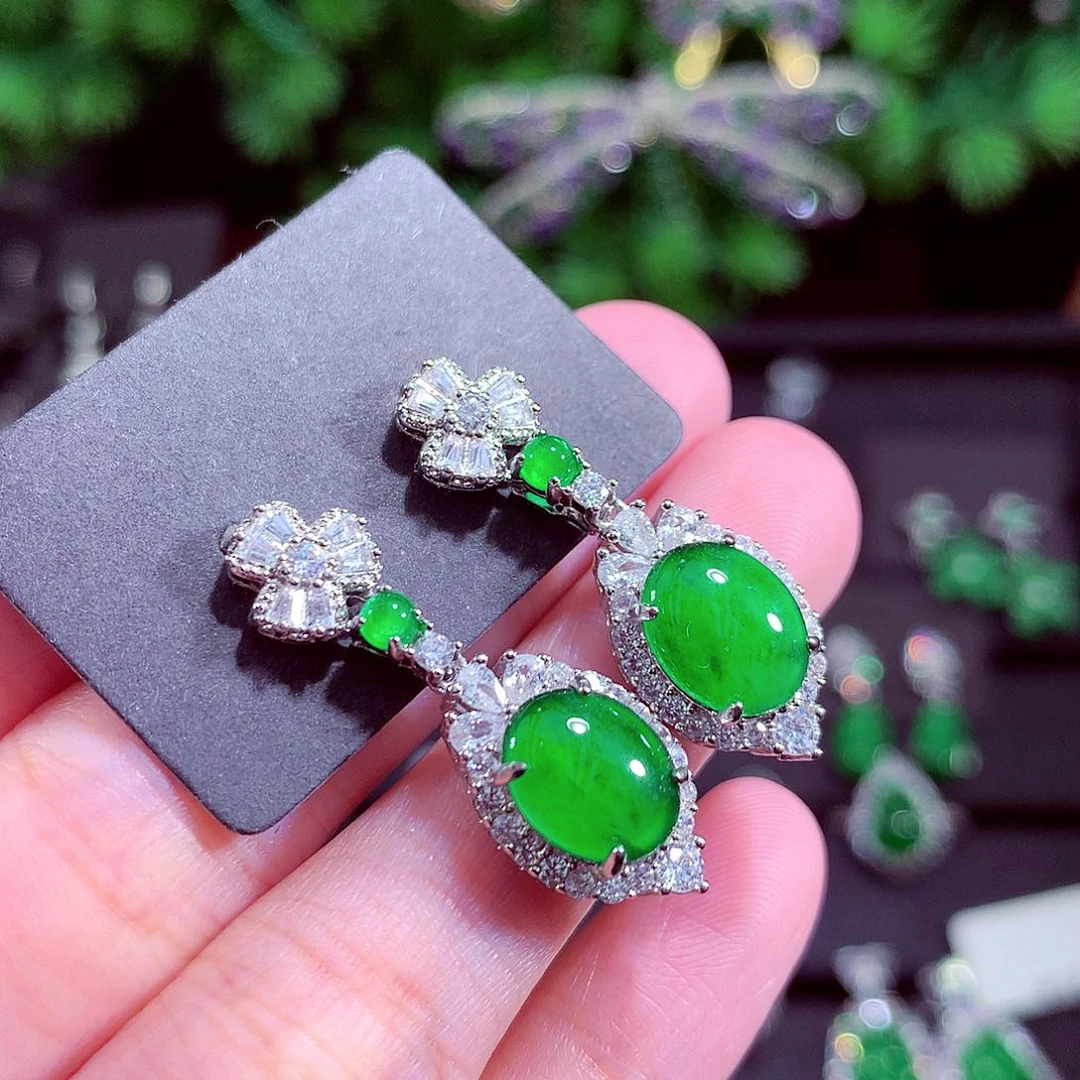 颈饰未镶嵌翡翠天然