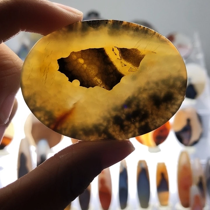 玛瑙/玉髓未镶嵌珠宝半成品82