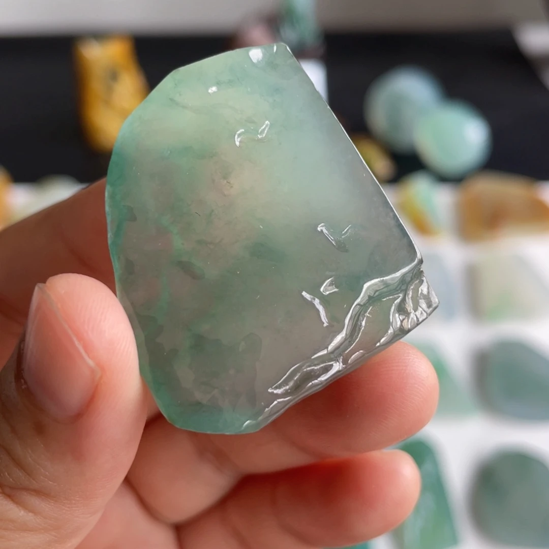 定制翡翠未镶嵌包工