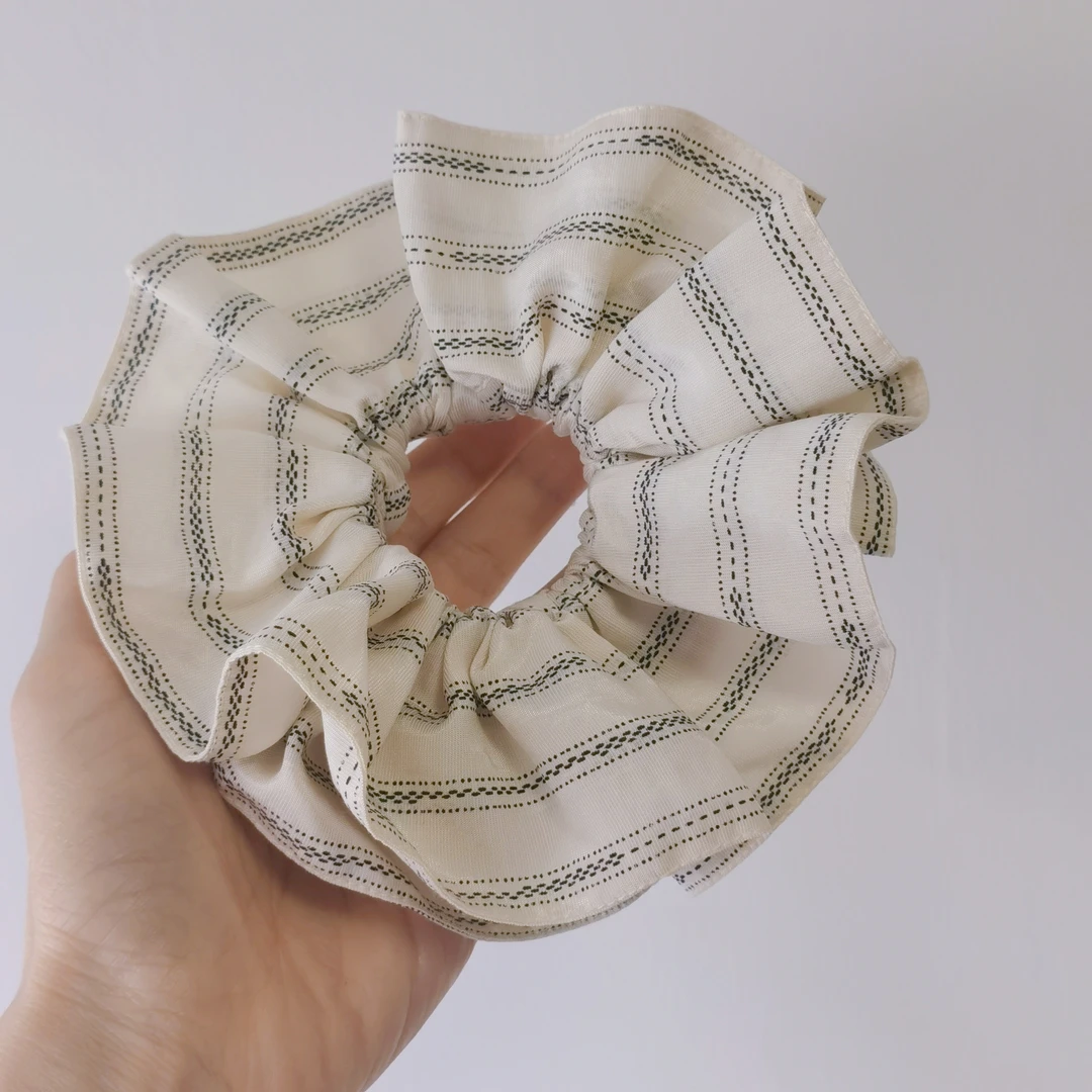 暗色系优雅小蛮腰肠圈（产品无完美 完美主义者慎入）