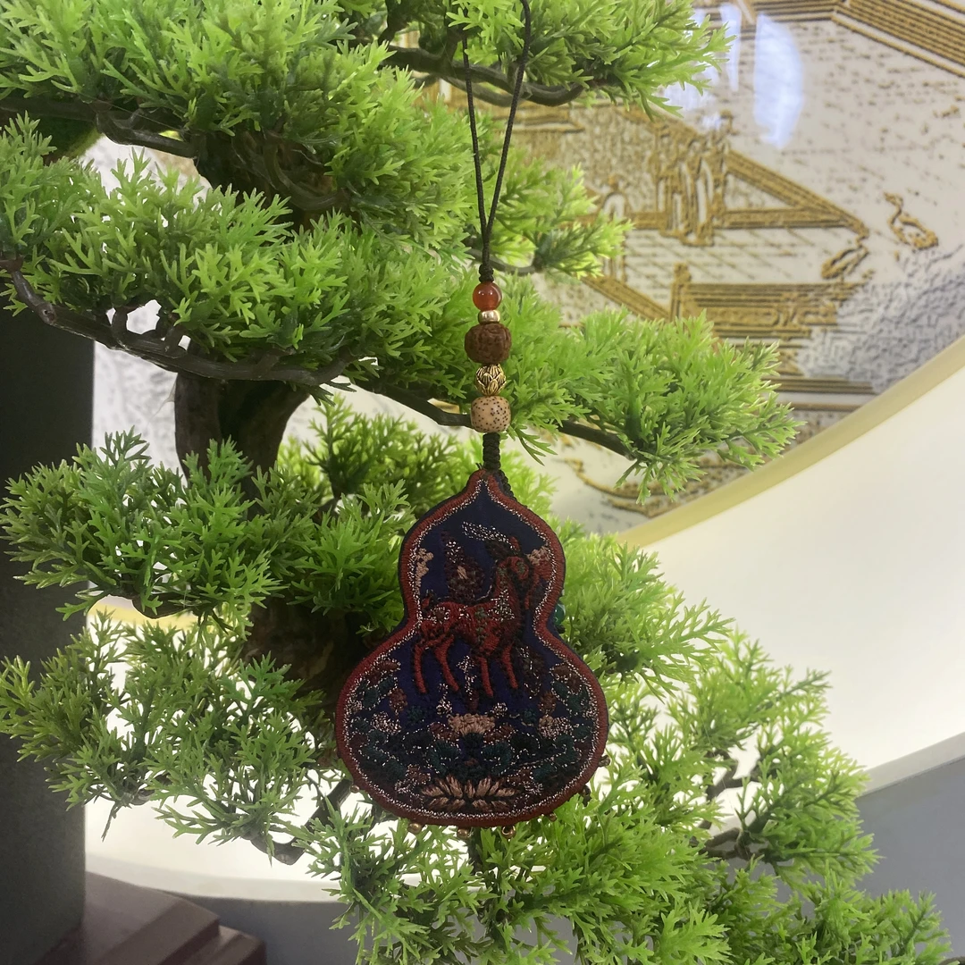 国风天然桑蚕丝重工手工刺绣手机挂件配饰