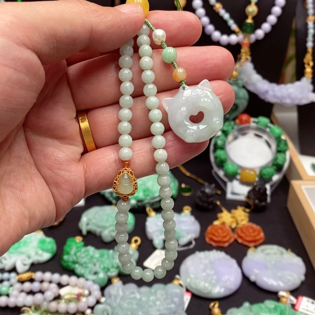 翡翠未镶嵌颈饰翡翠吊坠