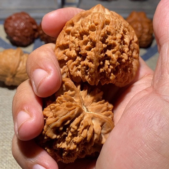 玉***风文玩核桃吊坠核桃