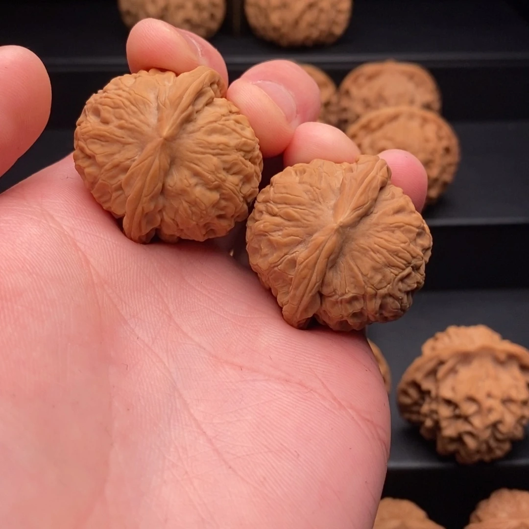 文玩核桃把件拒**象石门