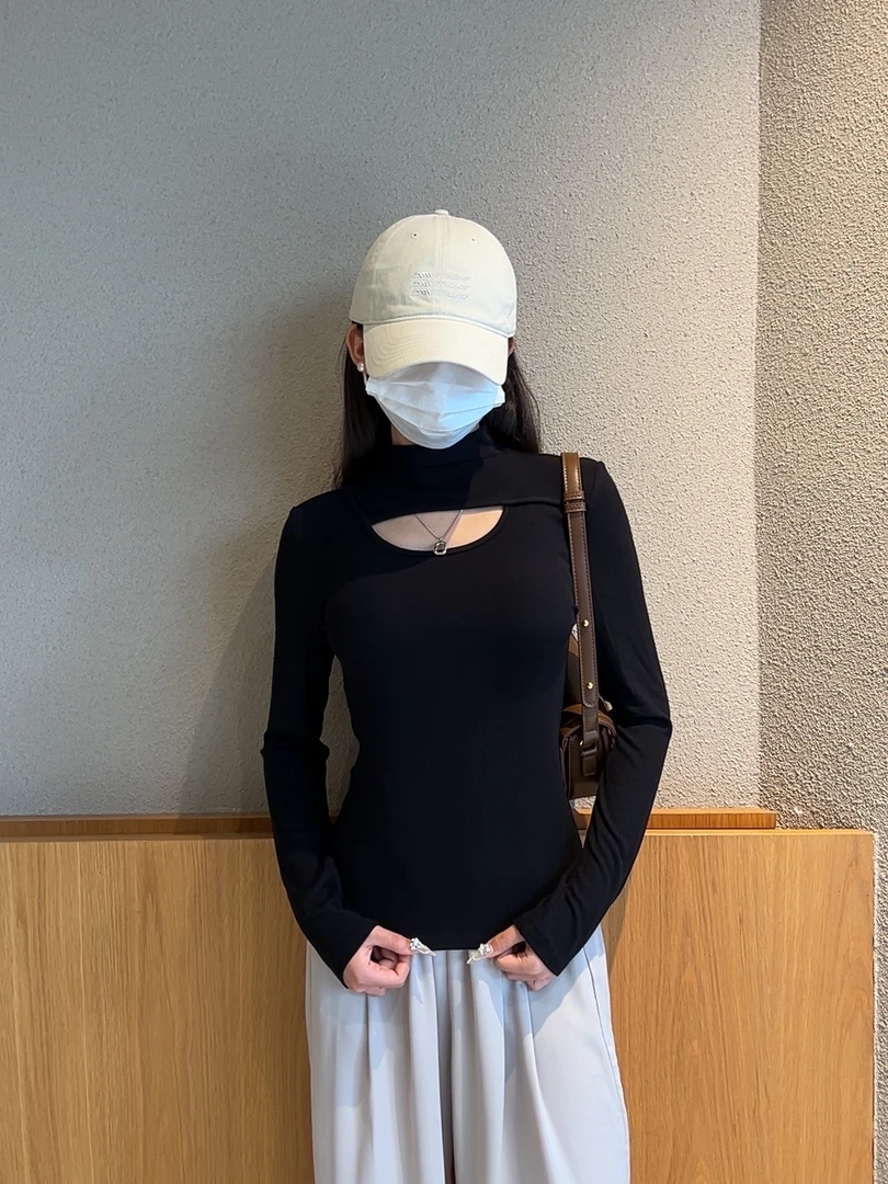 黑色螺纹半高领镂空设计感修身长袖打底衫女2025春秋内搭上衣洋气