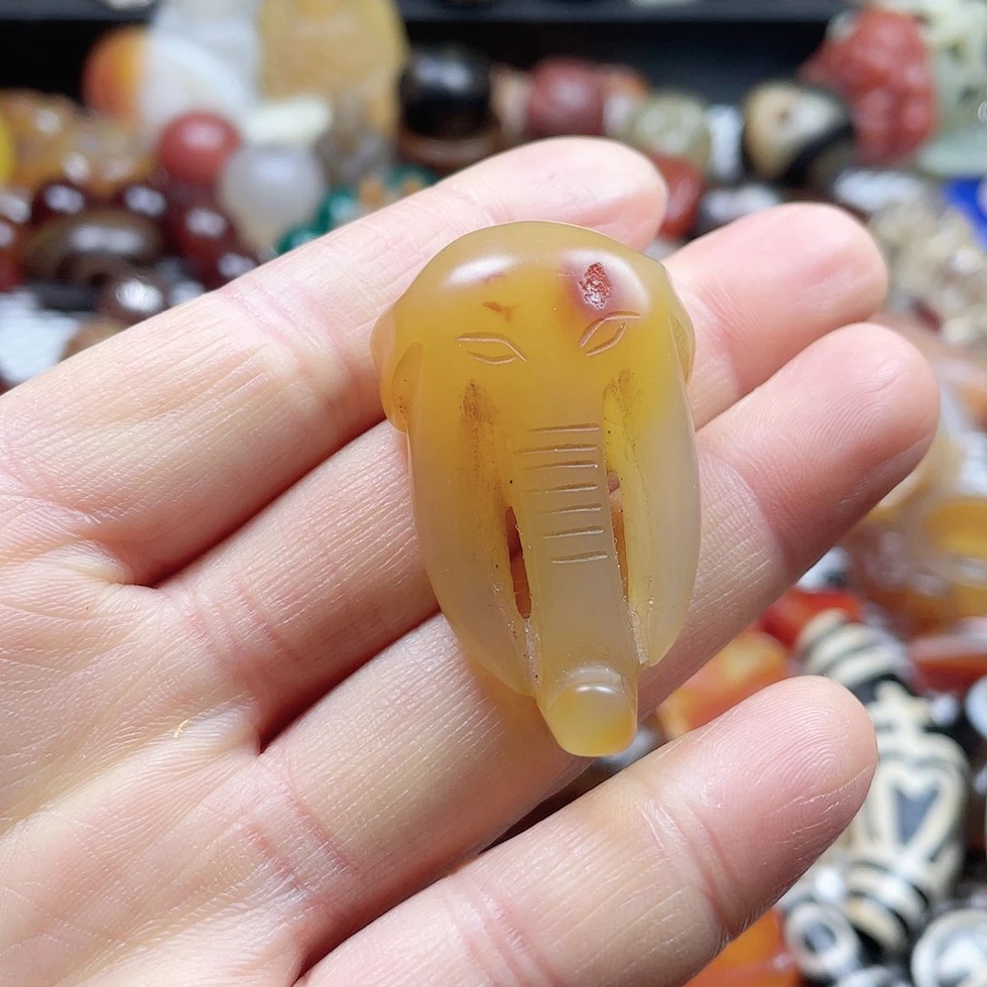 玛瑙/玉髓挂件未镶嵌