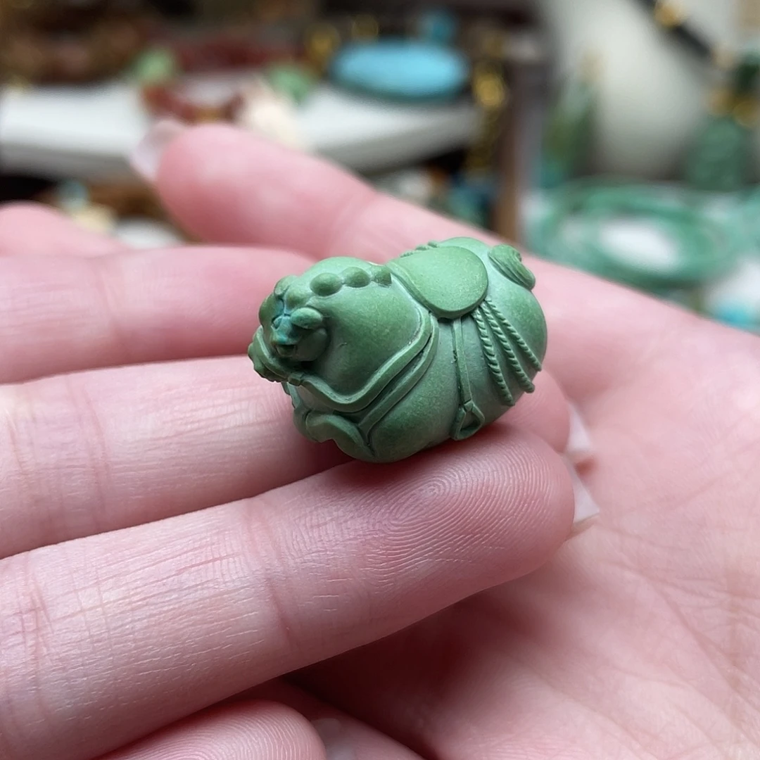 绿松石未镶嵌雕刻件唐马