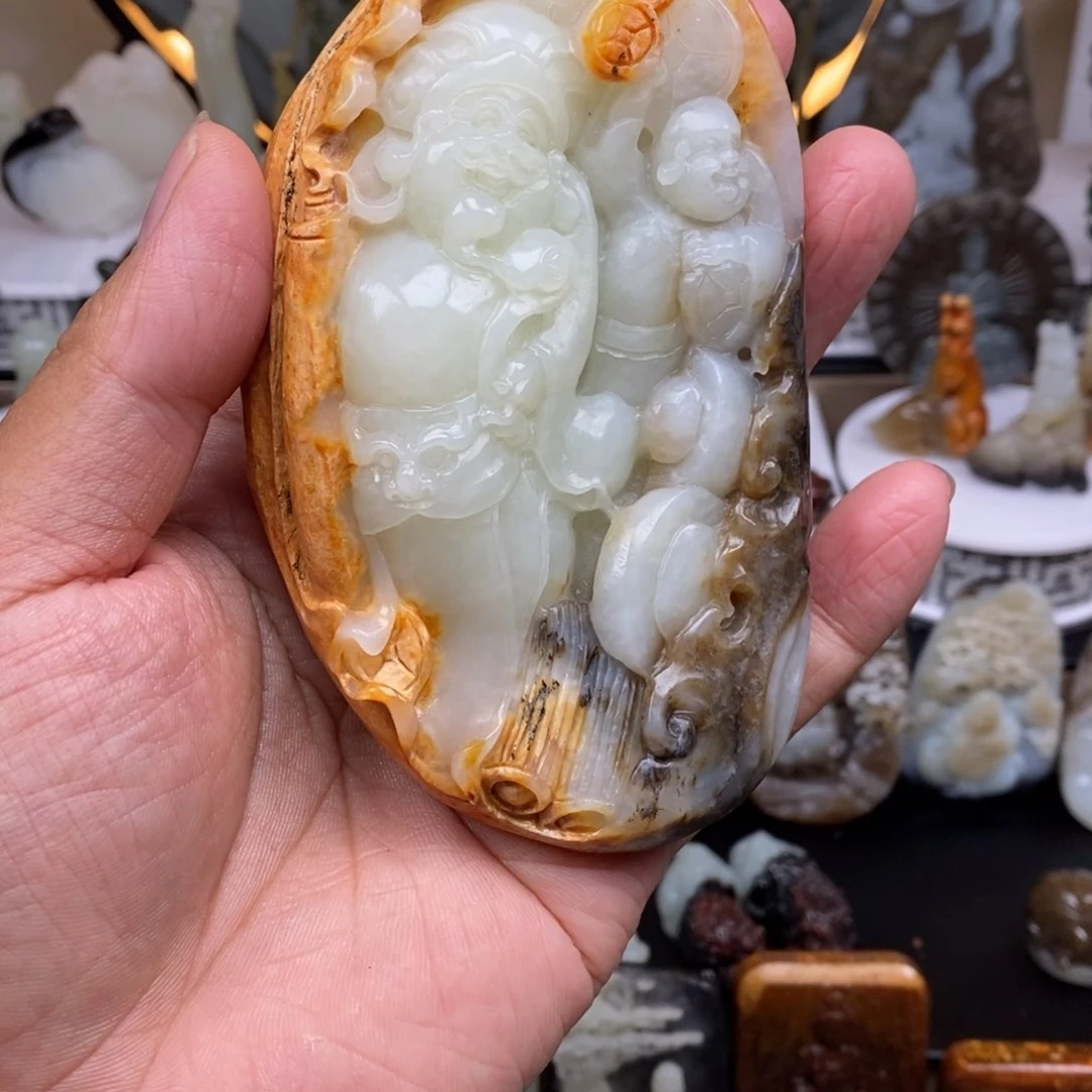 和田玉未镶嵌颈饰涂*～