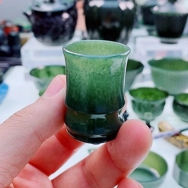 和田玉（青玉）未镶嵌把件微瑕