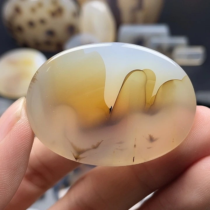 玛瑙/玉髓未镶嵌颈饰