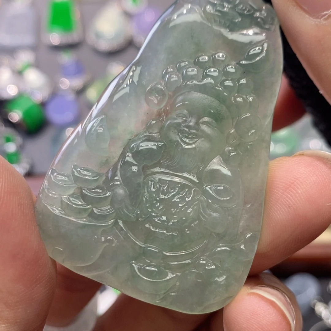 颈饰18K金镶嵌翡翠缅甸