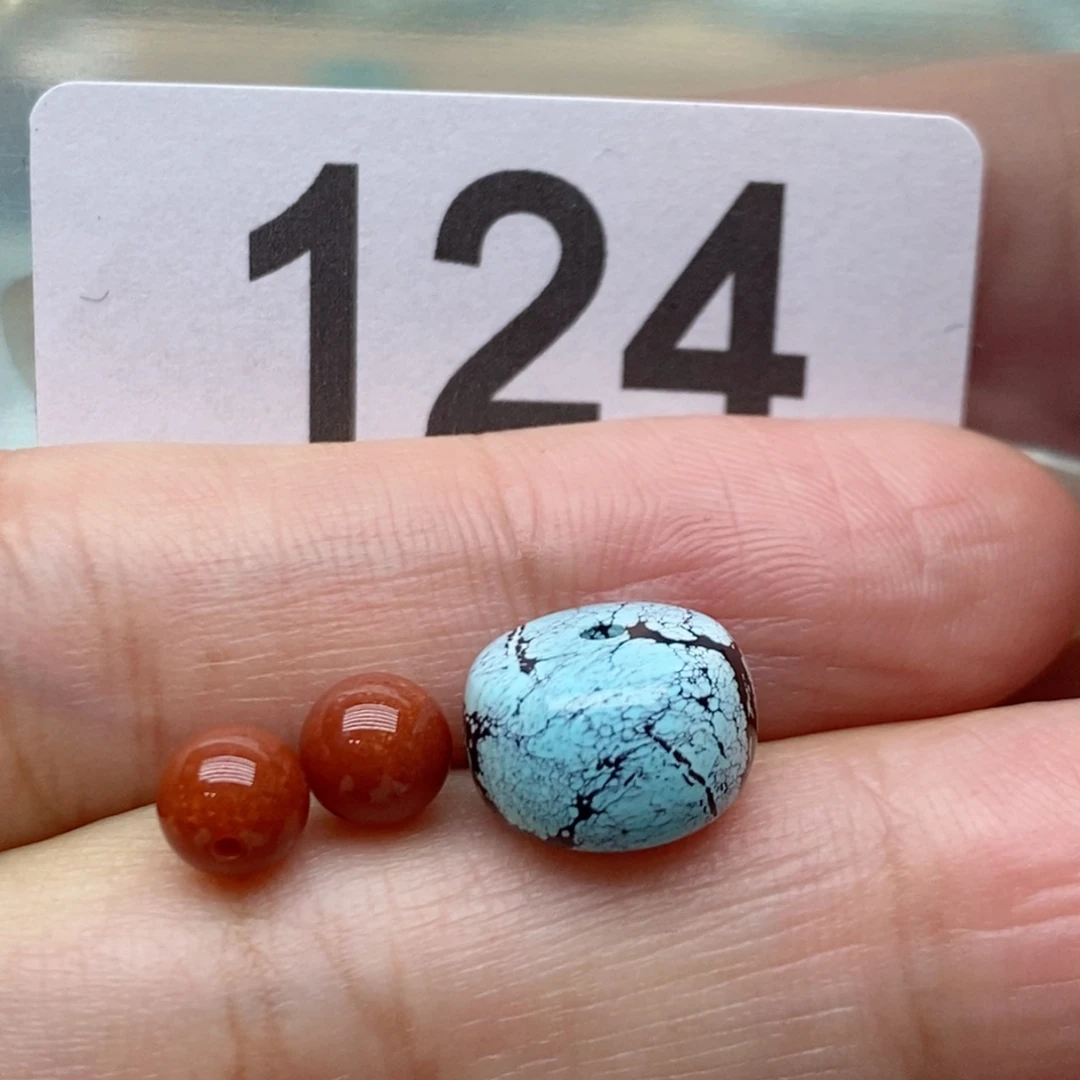 南红玛瑙未镶嵌珠宝奇石