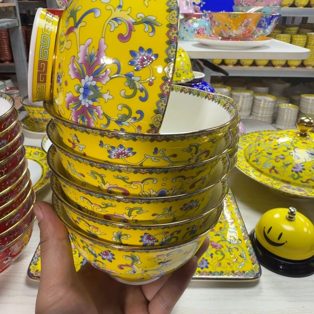 六个5英寸高脚碗。