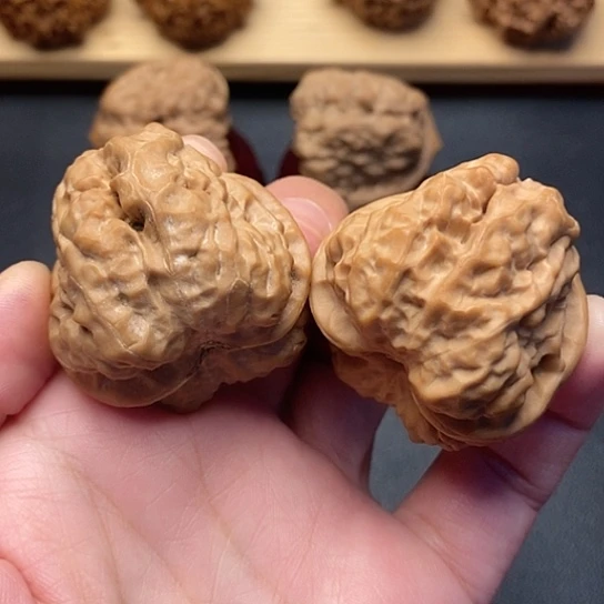 把件核桃3开背蛤蟆头