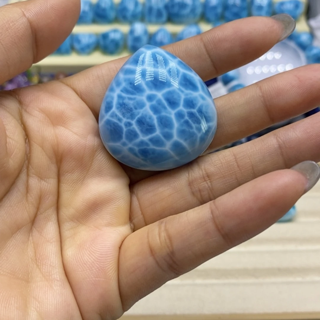 针钠钙石（海纹石）颈饰未镶嵌