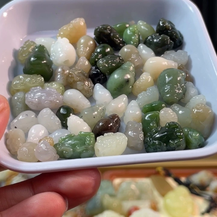颈饰未镶嵌和田玉拍一发一