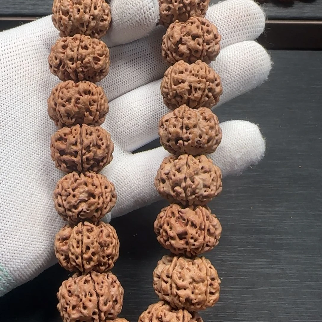 金刚菩提吊坠22+mm飞碟梅花