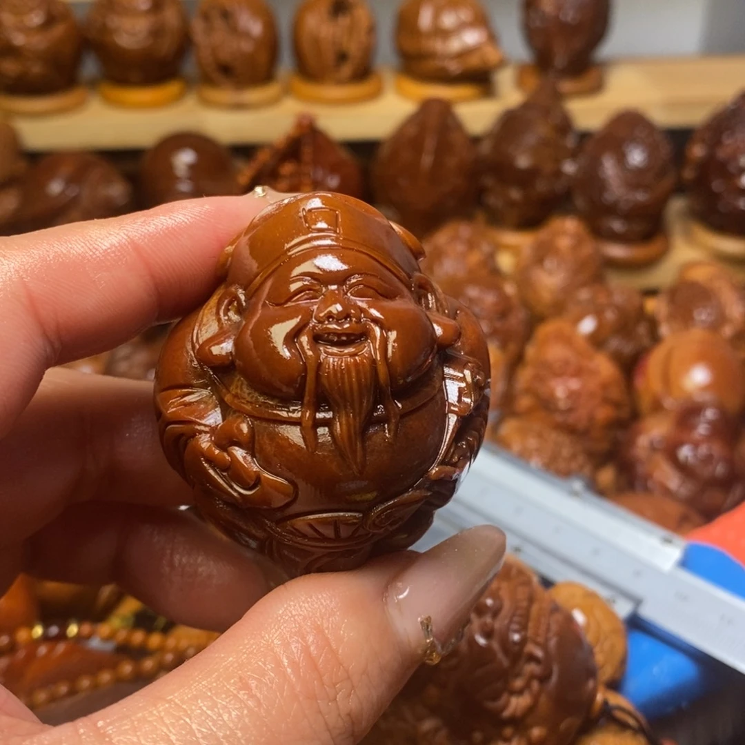 【闪购商品】橄榄核把件勿****玉华财神4.3
