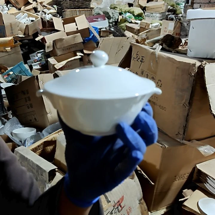 摆件陶瓷盘子碗啥都有