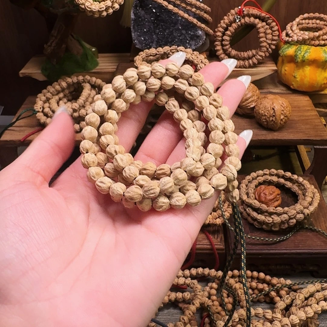 雪***巅柏香籽/百香籽吊坠