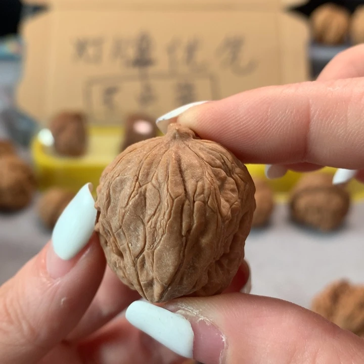 闪***手文玩核桃把件异形单只