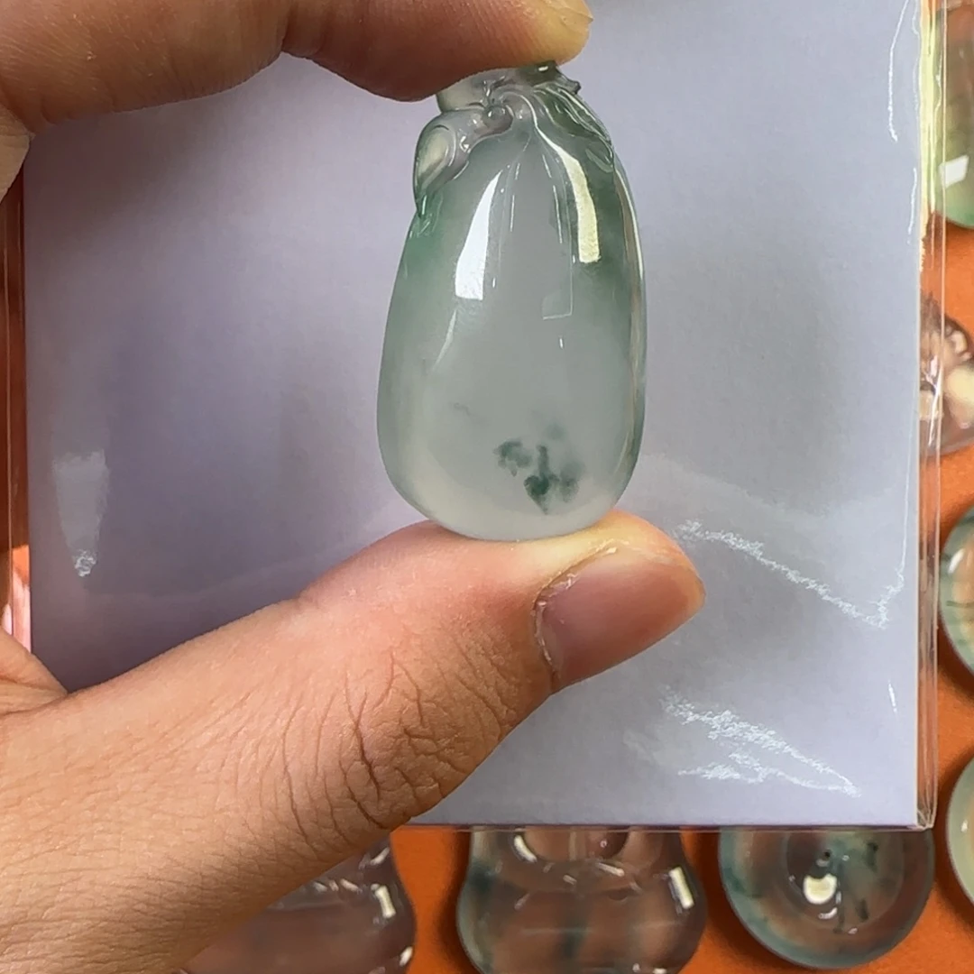 定制翡翠未镶嵌天然