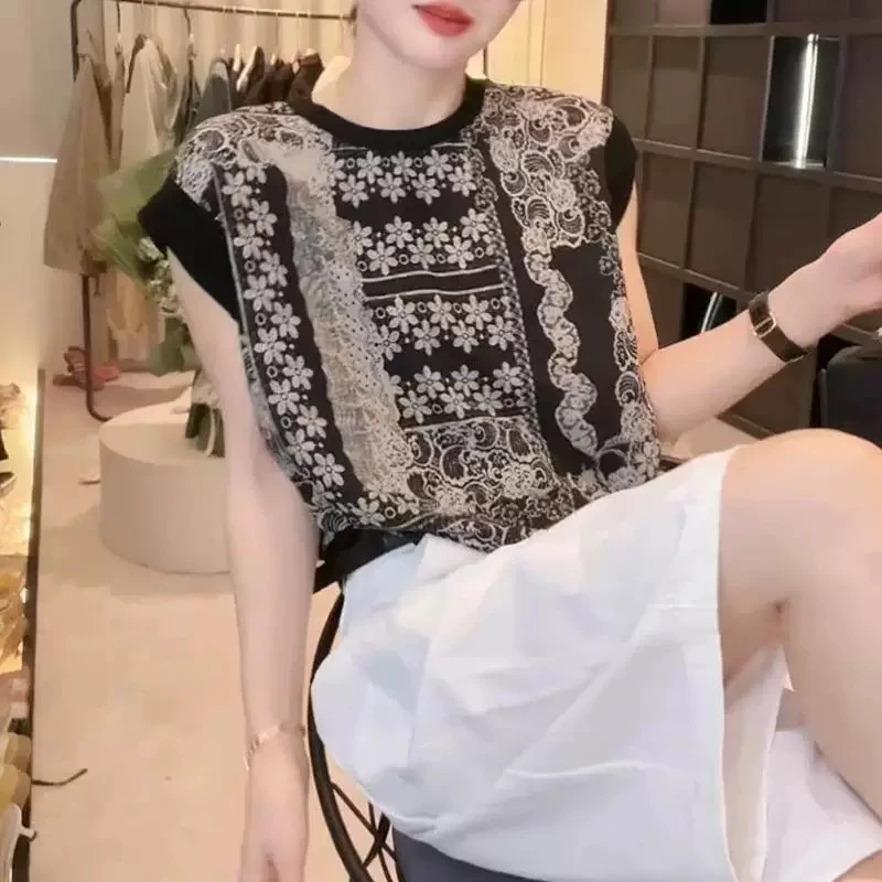 2025夏季新款圆领设计感时尚百搭无袖显瘦上衣女别致抽绳小衫