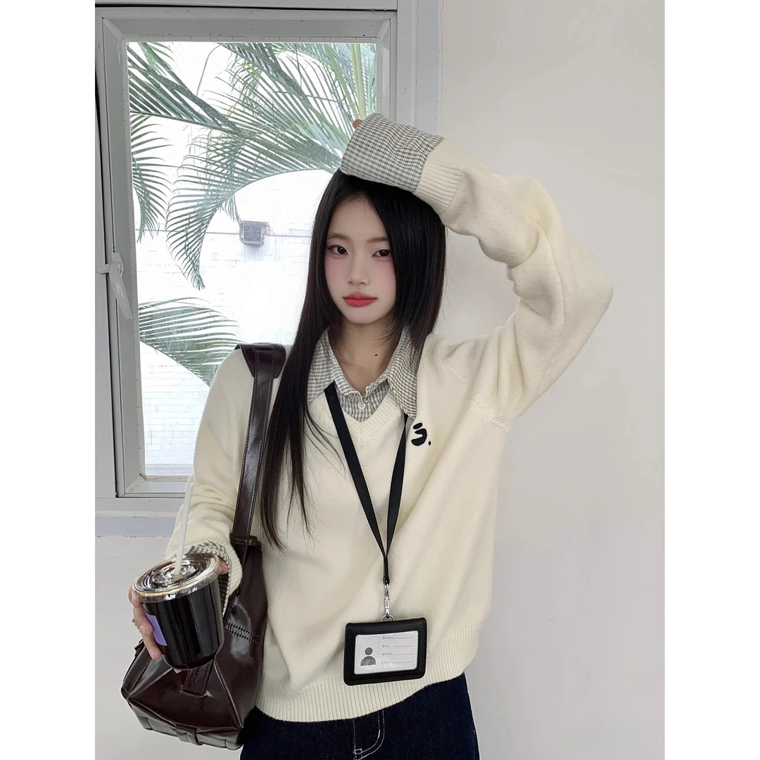 学院风职场格纹假两件毛织女圆领刺绣针织休闲慵懒感外套上衣