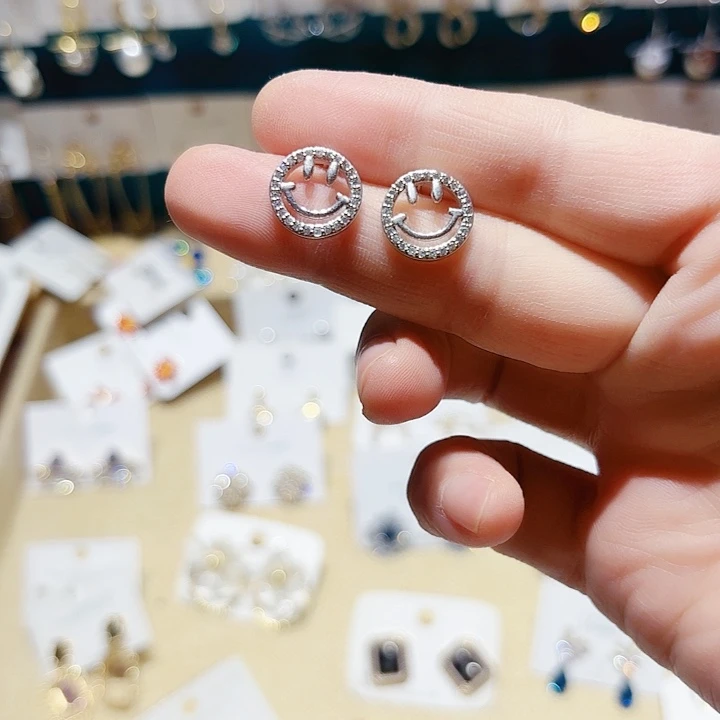 合金合金笑脸耳钉银针