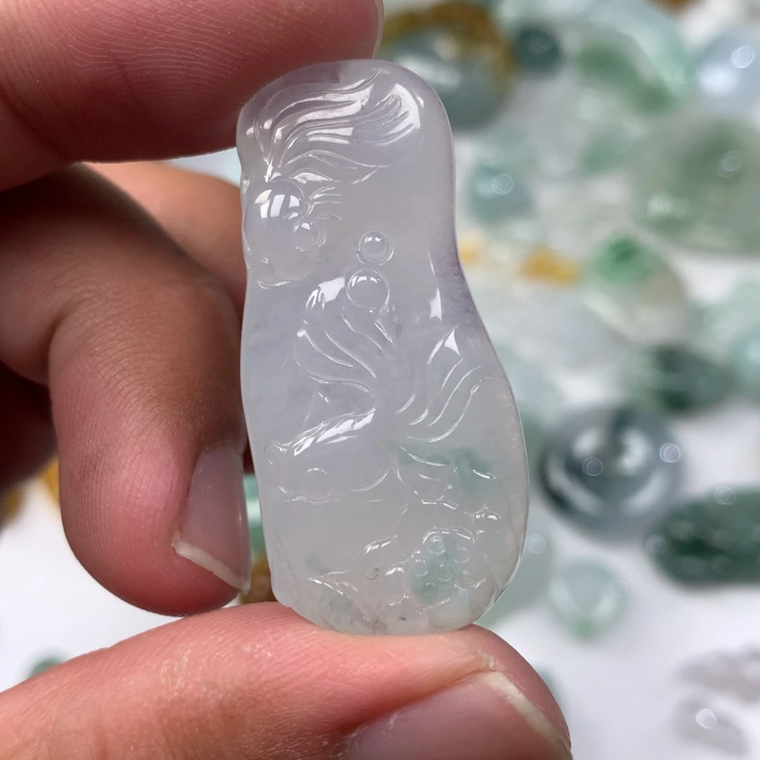 吊坠(不含链)未镶嵌翡翠