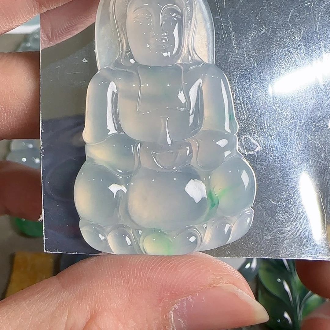 翡翠未镶嵌颈饰