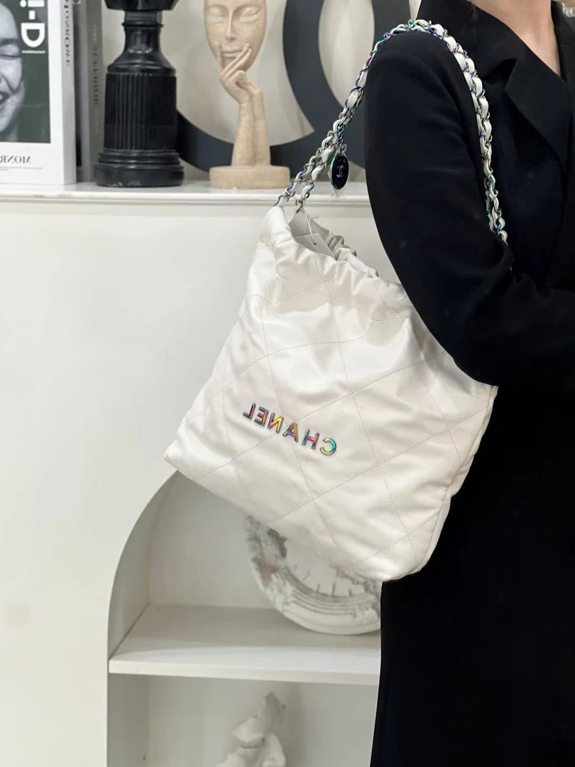 99新 Chanel/香奈儿  22bag 24c小号白色彩字/优品