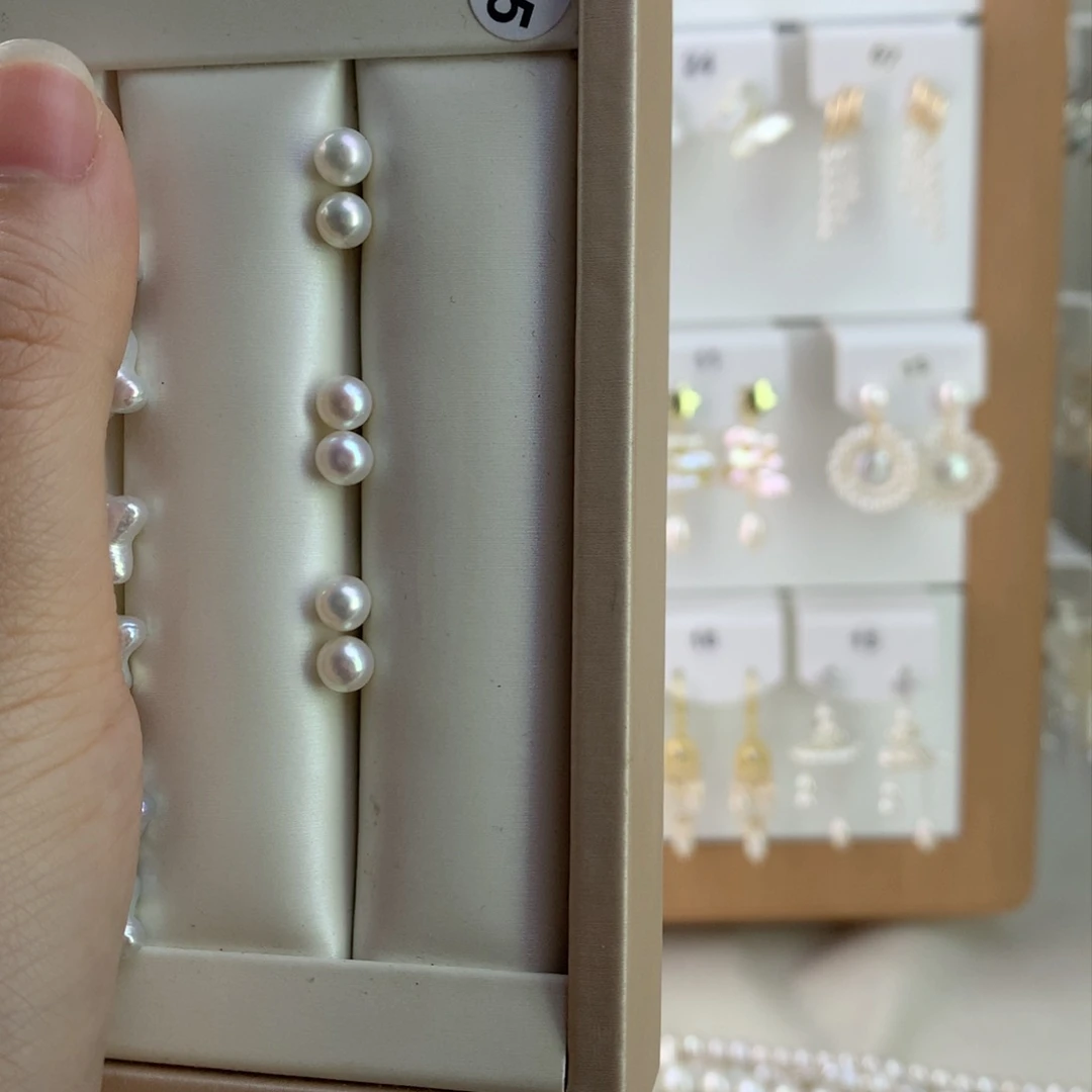 未镶嵌耳饰淡水珍珠