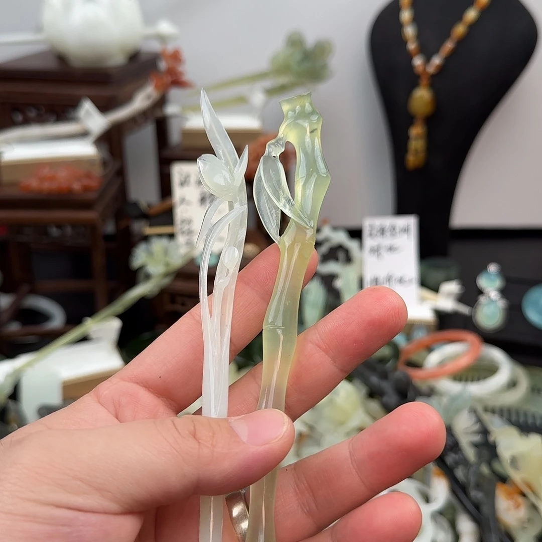 爱***昵蛇纹石玉未镶嵌发饰