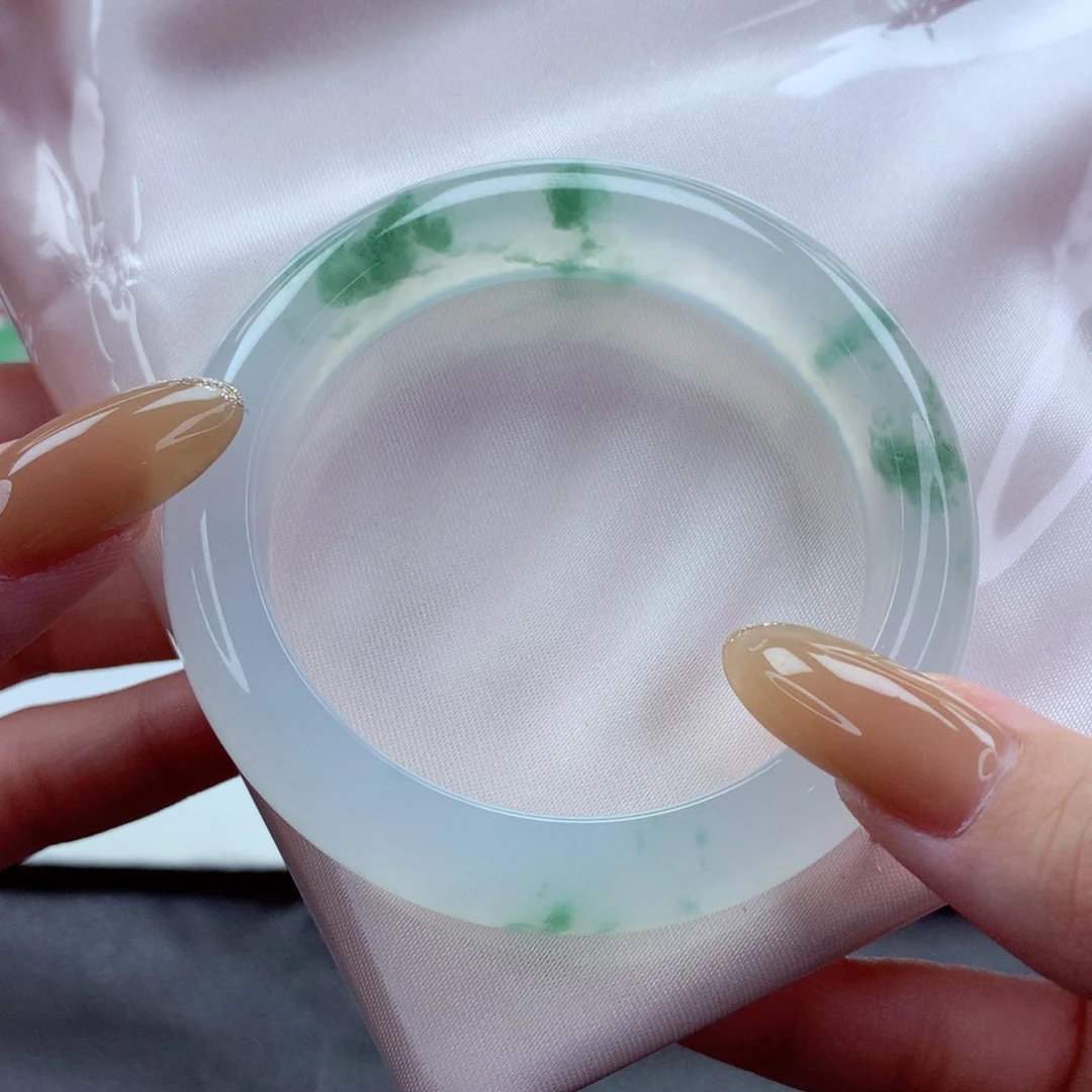 未镶嵌手镯翡翠9905轻拢慢捻 肉装细腻0毛孔0结构