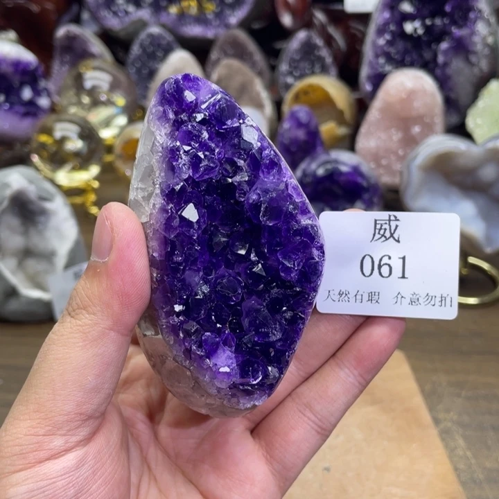 珠宝半成品水晶未镶嵌