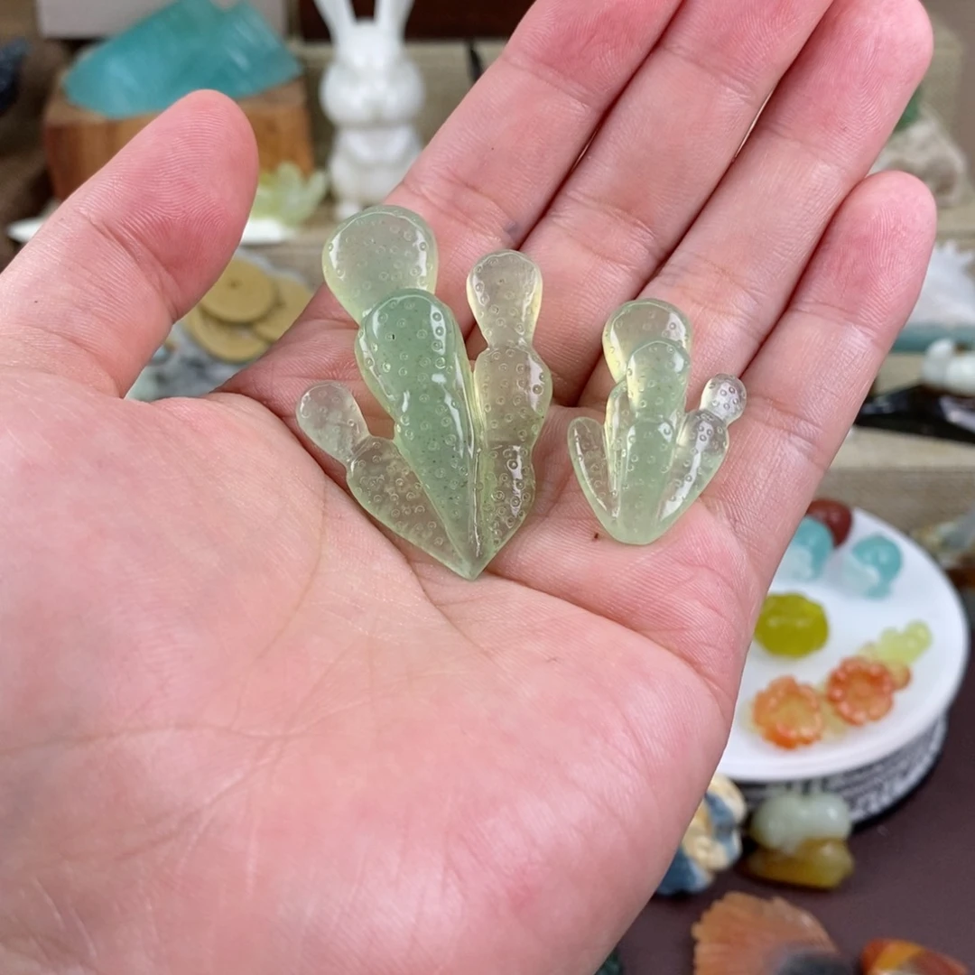 蛇纹石玉颈饰合金喵***算