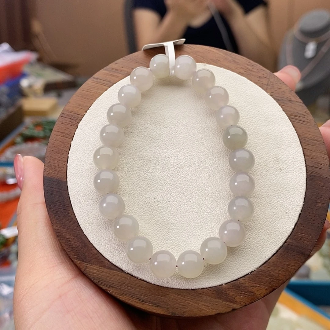未镶嵌手串和田玉A9