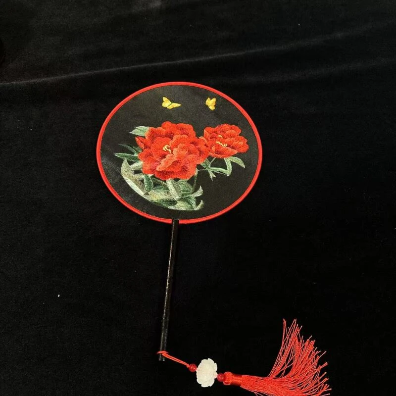 牡丹花刺绣扇子牡丹花刺绣扇子