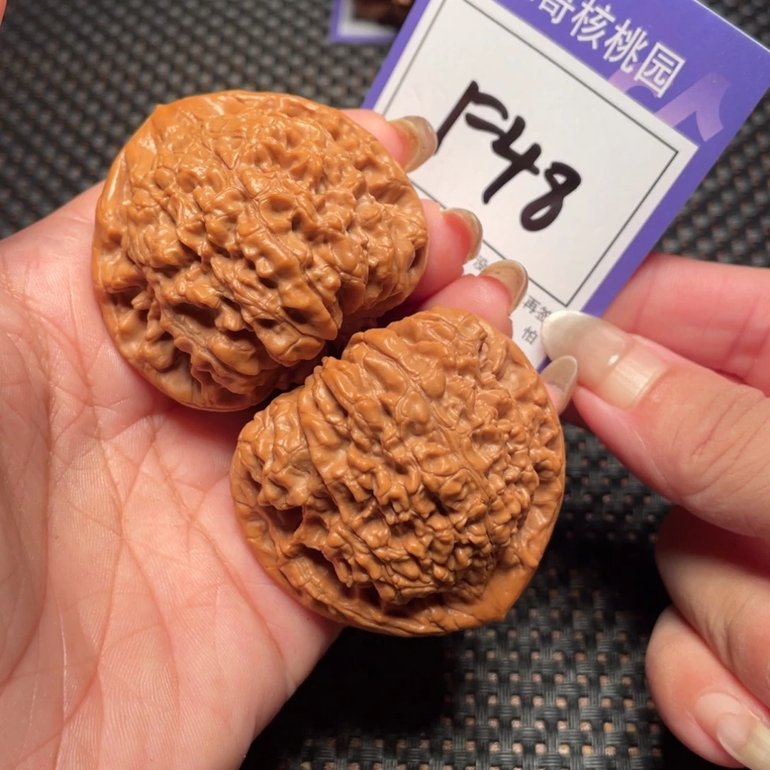 文玩核桃吊坠48号官帽48