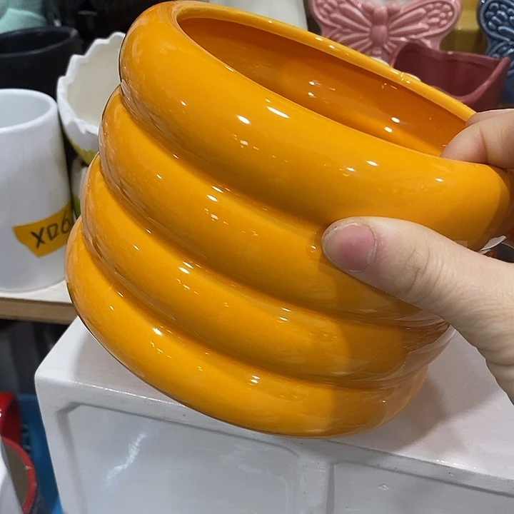 陶摆件陶盆有孔 瑕疵针孔漏釉介意勿拍外口 14外高11