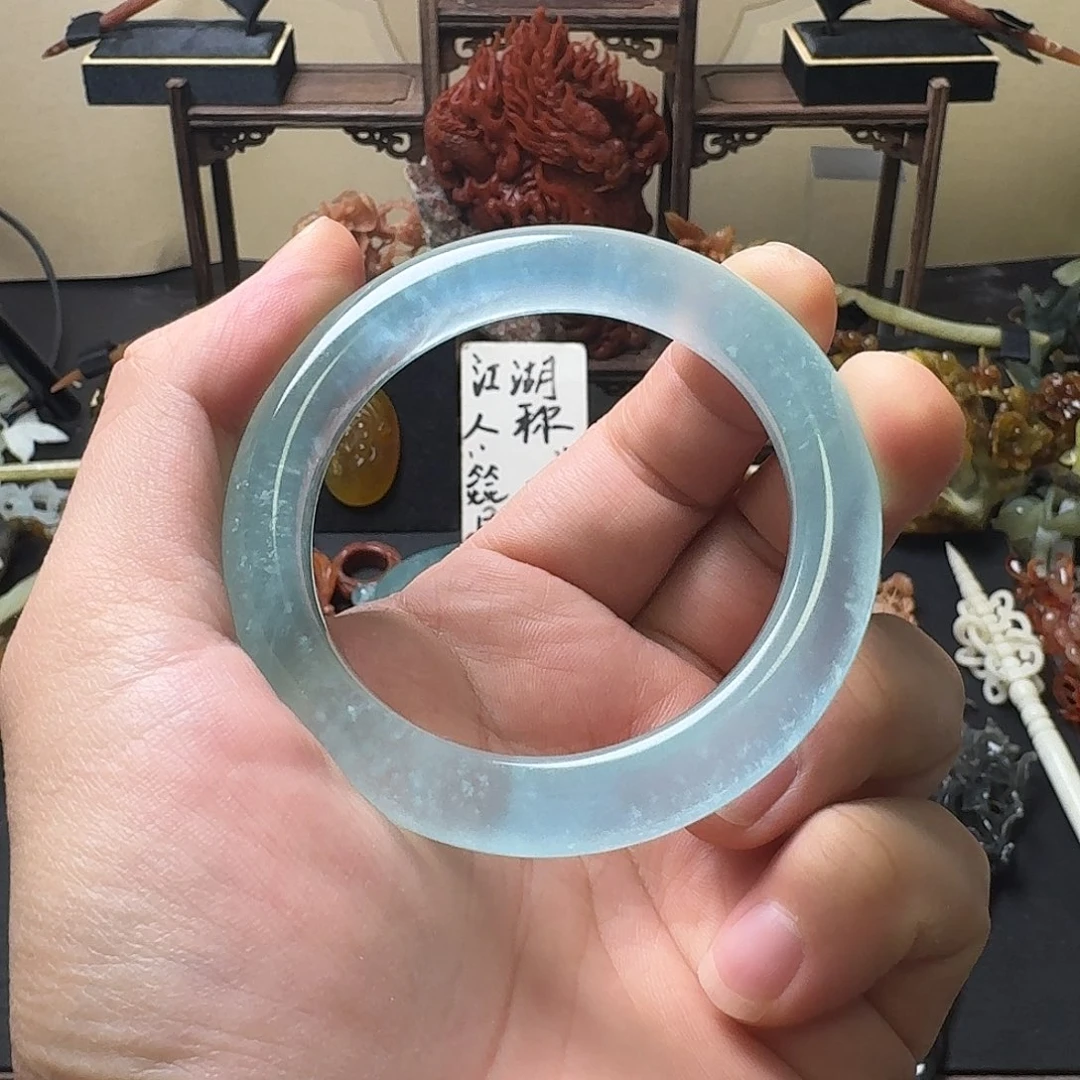 多***吗蛇纹石玉未镶嵌手镯