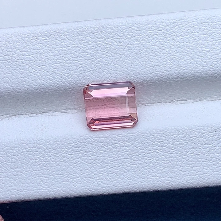 碧玺珠宝半成品未镶嵌2.31克拉