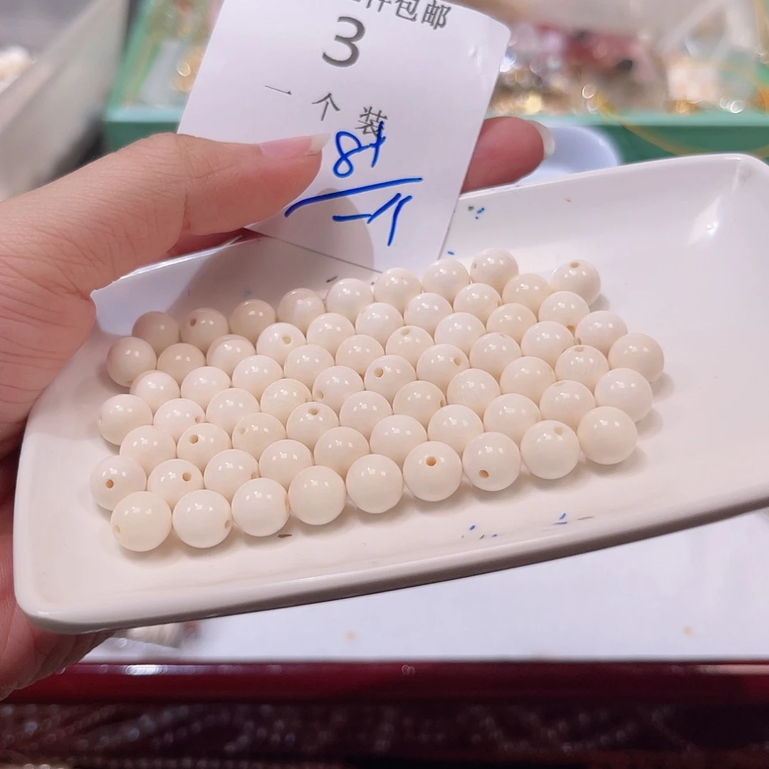 水晶未镶嵌珠宝半成品3 。