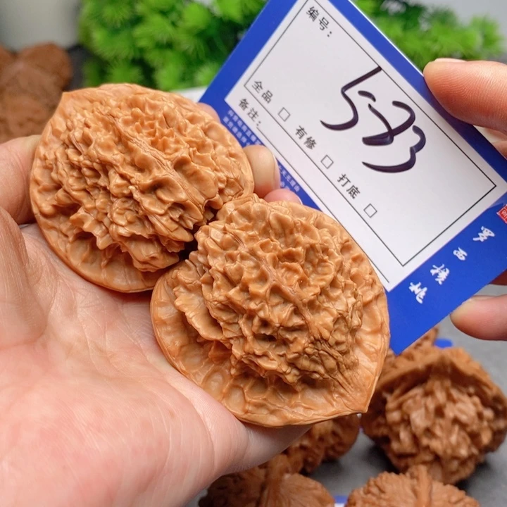 桃核把件49官帽583号牌