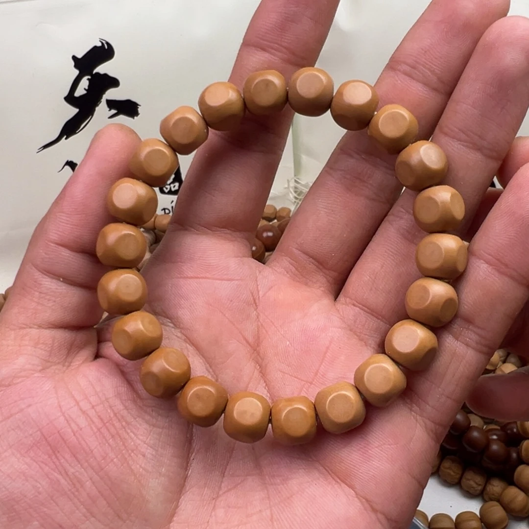 吊坠猴头核桃微瑕六方
