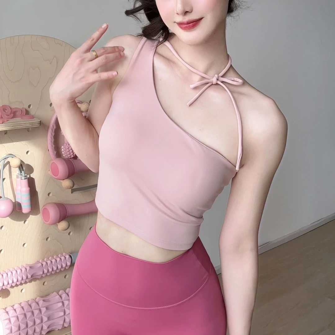 瑜伽运动背心女款夏季裸感瑜伽服上衣美背带胸垫健身训练运动文胸